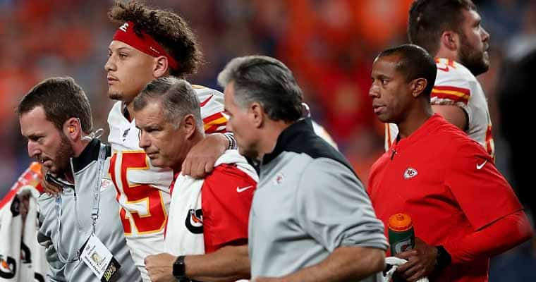 Mahomes-injury