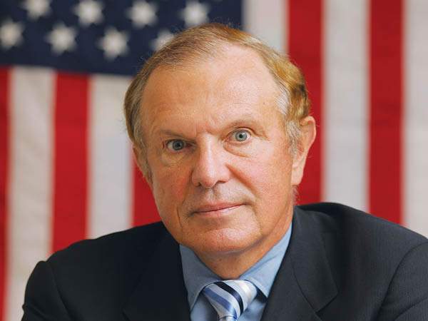 Senator Raymond Lesniak