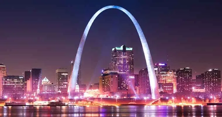 The Gateway Arch in St. Louis At Night